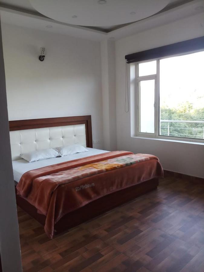 Hotel Snow Ark Inn By Royal Collection Dalhousie Bagian luar foto